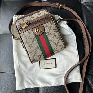 Gently Used Gucci Ophidia GG Shoulder / Crossbody Bag
